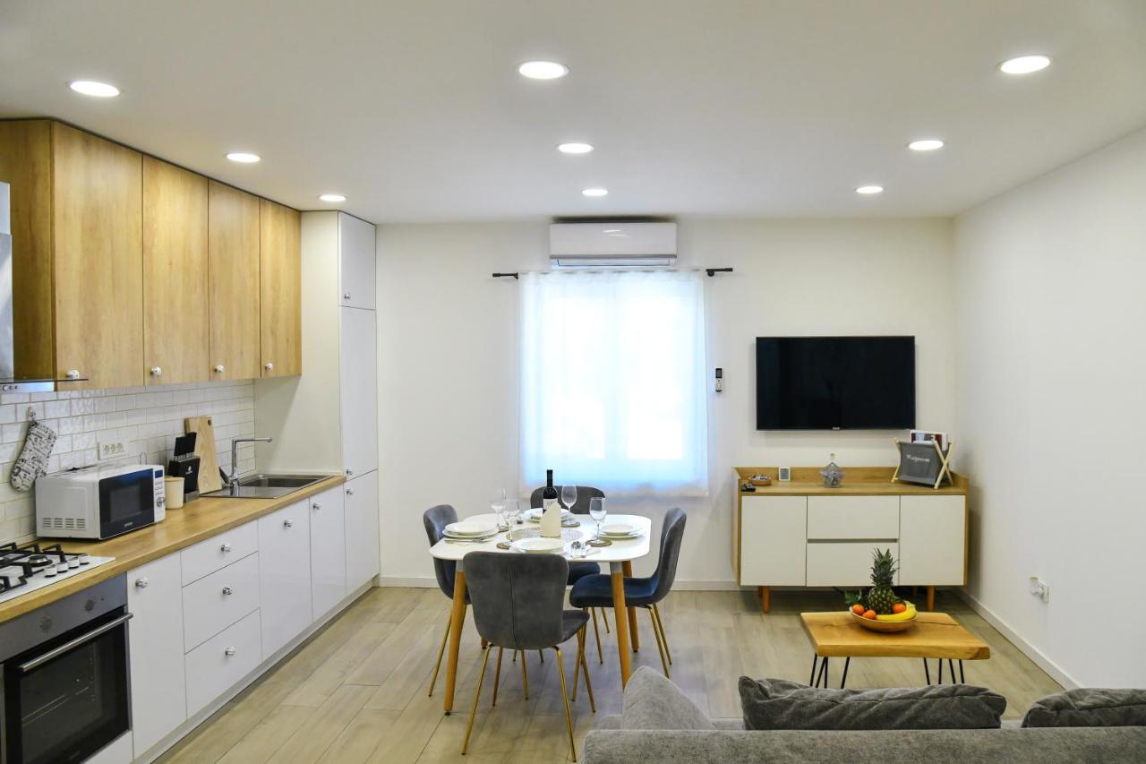 Apartment Maris Sinj Ngoại thất bức ảnh