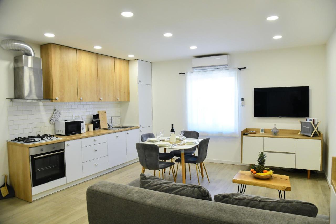 Apartment Maris Sinj Ngoại thất bức ảnh