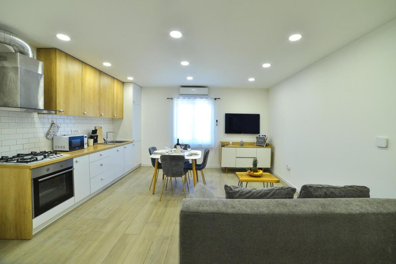 Apartment Maris Sinj Ngoại thất bức ảnh