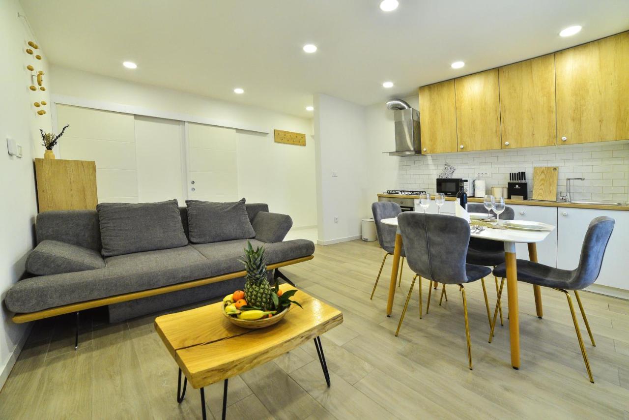 Apartment Maris Sinj Ngoại thất bức ảnh