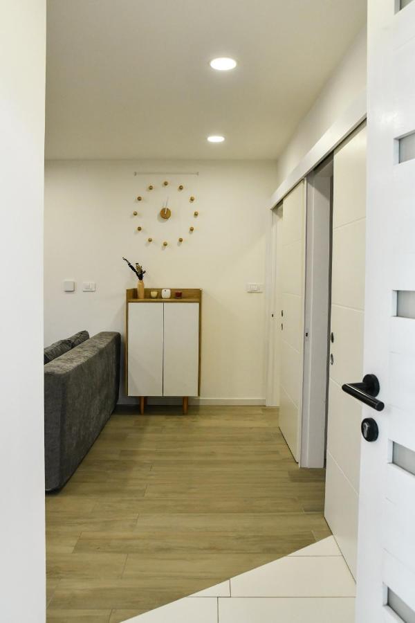 Apartment Maris Sinj Ngoại thất bức ảnh